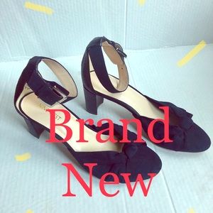 Nine West ‘Pure Love’ knot heels